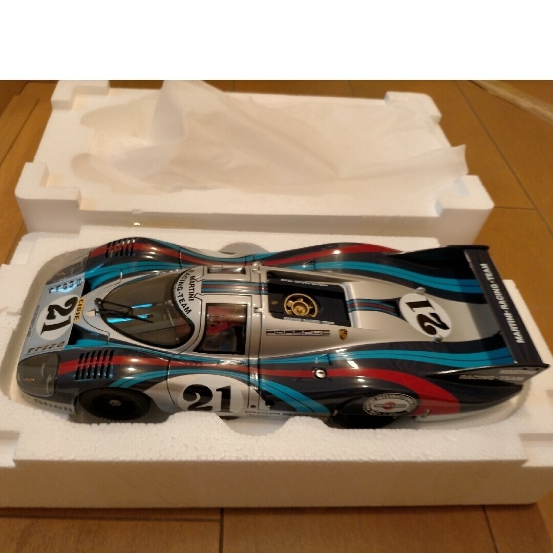 ミニカー AUTOart1/18 PORSCHE917LONGTAIL MARTINI AUTOart Millenium Porsche 917 Long Tail Martini Racing #21 1