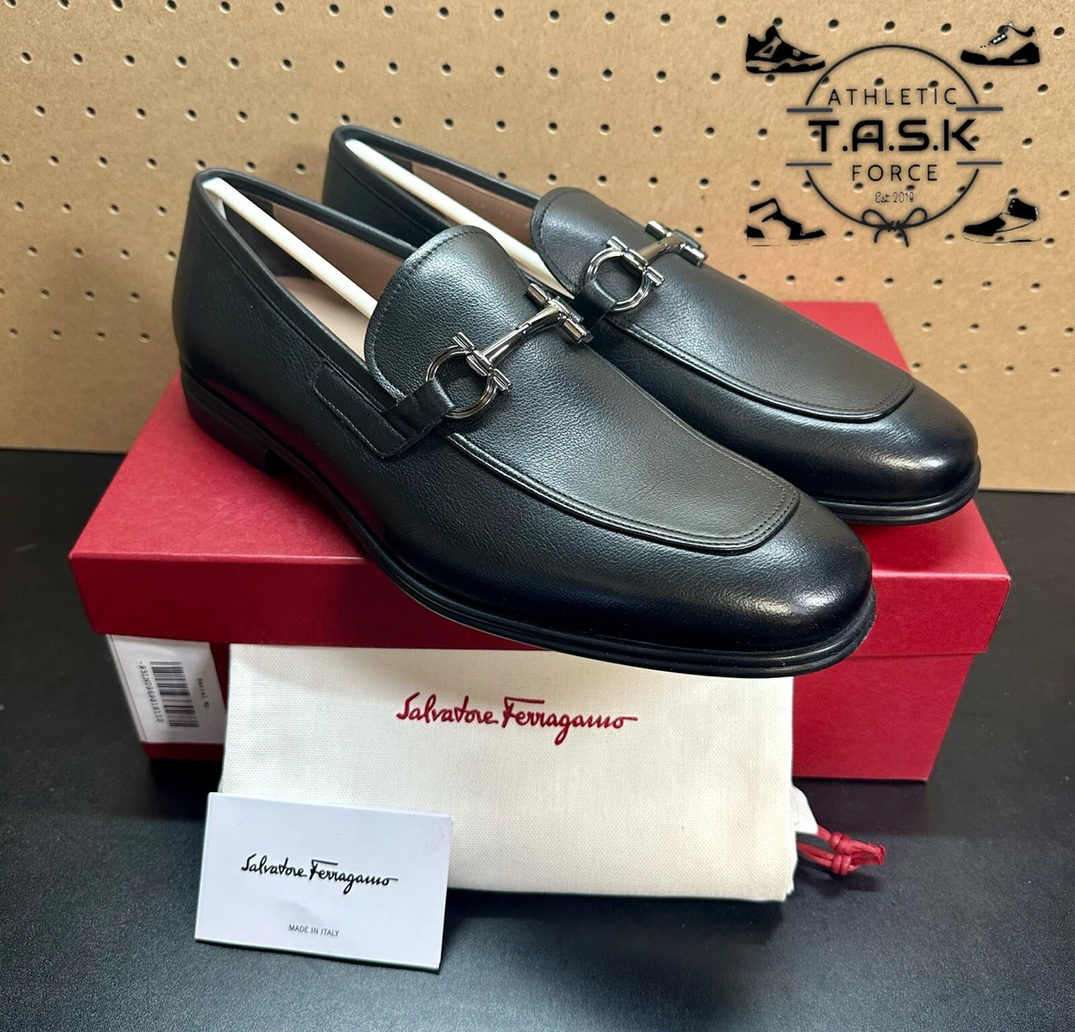 Salvatore ferragamo nero calf cheap