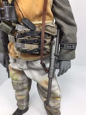 1/6 DRAGON GERMAN 2ND SS DIV NCO EASTERN FRONT MP-40 P-38 W