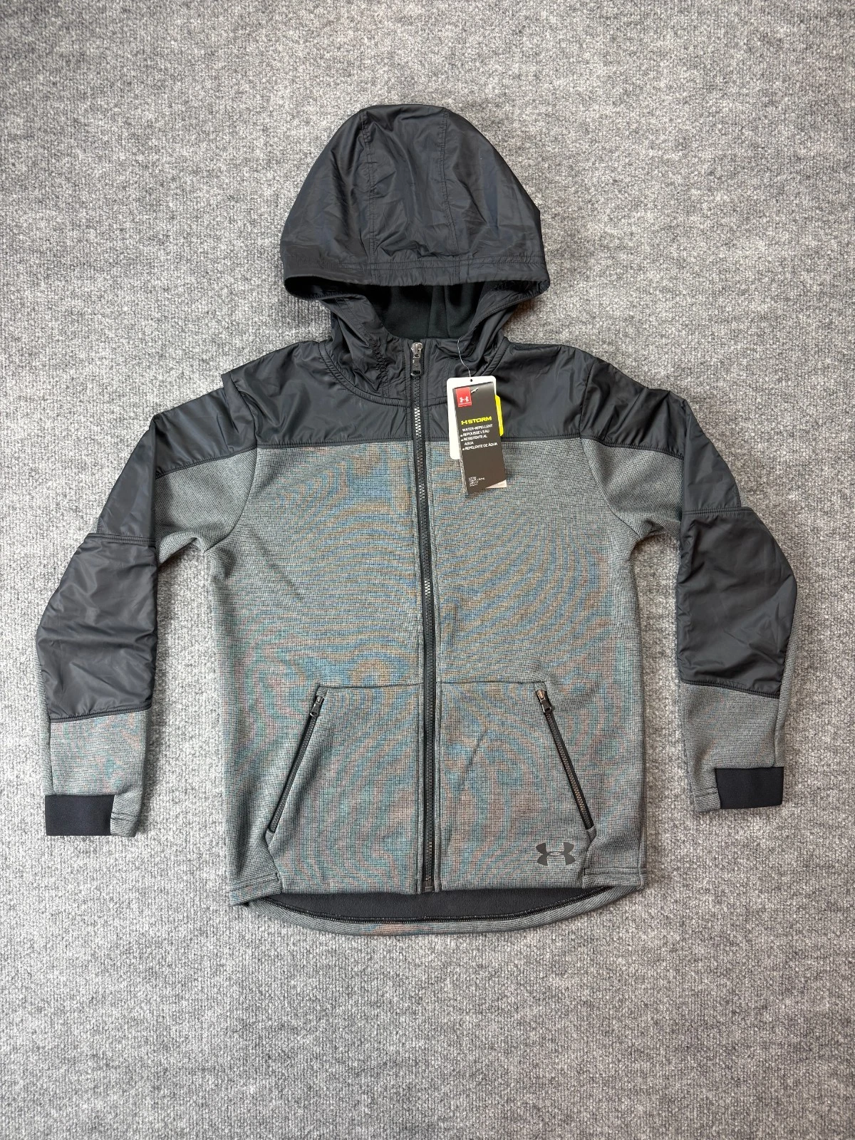 Youth Under Armor Winter Zip Up Jacket Size Large (New)