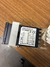 Omron E5CN-R2MTC-500 Temperature Controller 100-240VAC New In Box E5CNR2MTC500