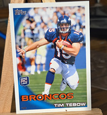 Topps 2010 Tim Tebow Denver Broncos No Ball Variation #440 Rookie Card. rookie card picture