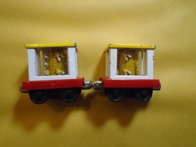 THOMAS & FRIENDS DIECAST CARS   ( 2 - BEE CARS METAL  )  FREE SHIP