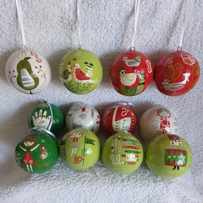 Crate & Barrel ''12 Days Of Christmas'' handbemalte Pappmaché Volkskunst Kugeln