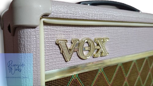 VOX V9106 Guitar Amp Limited Cream Beautiful Condition