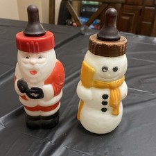 Vtg Zestaw 2 plastikowych butelek dla niemowląt Evenflo. Święty Mikołaj i bałwan. USA. Lata 70-80-te?