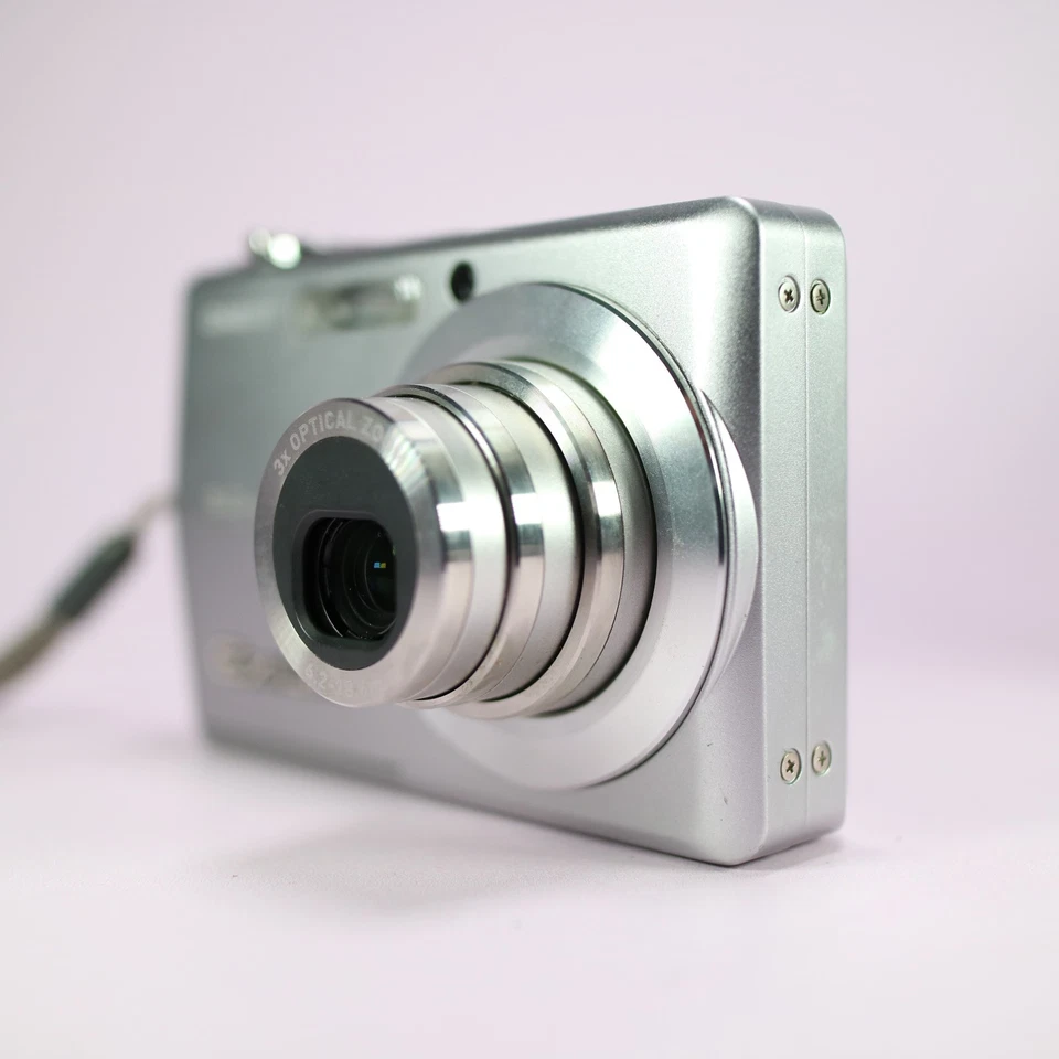 Casio Digital Camera Exilim EX-Z500 5.0MP Silver Tested Full Working Set - Image 2 of 4