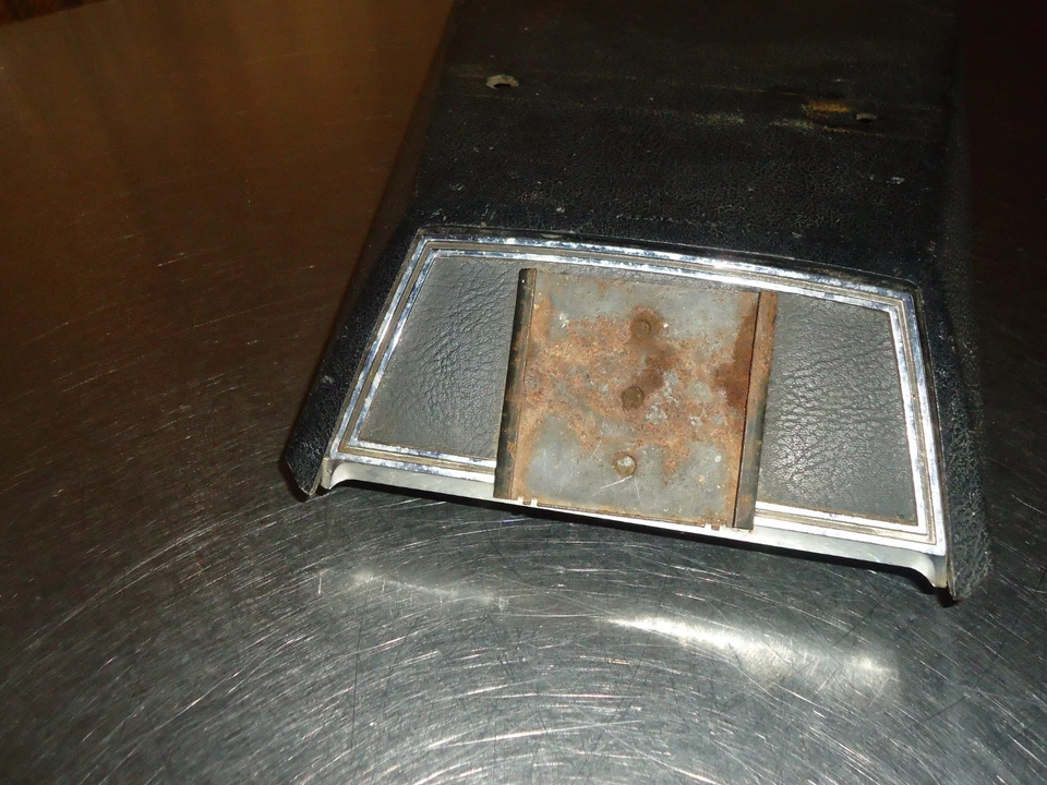 1968 1969 Chevrolet Chevy Impala 4 velocidades console tampa superior 3919068 - Imagem 2 de 4