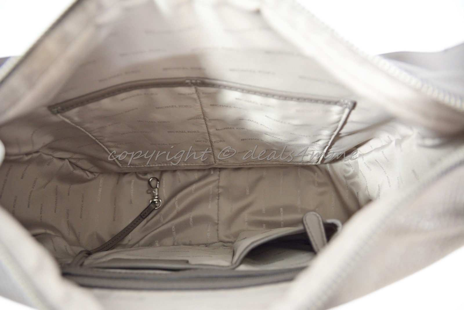 NWT Michael Kors Raven Large Leather Shoulder bag/Hobo in Cinder Grey