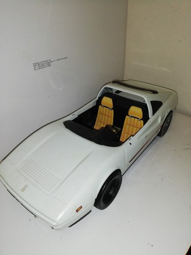 VOITURE FERRARI 328 GTS BLANCHE    BARBIE MATTEL VINTAGE 1986 - Afbeelding 1 van 8