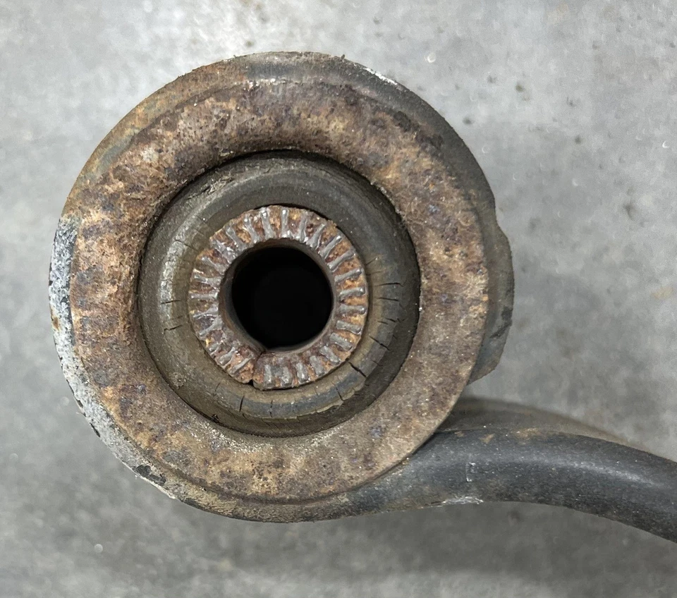 Conjunto de resorte de hoja trasera clásico Chevy Silverado 1500 99-07 lado izquierdo o derecho Foto 3 de 4