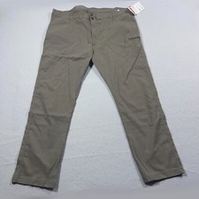 Wrangler Performance Cargo Pants Mens 44x30 Green Moisture Wicking Stretch NWT