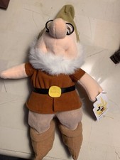 Walt Disney World Exclusive Snow White  The Seven Dwarfs Doc Bean Bag Plush 11  