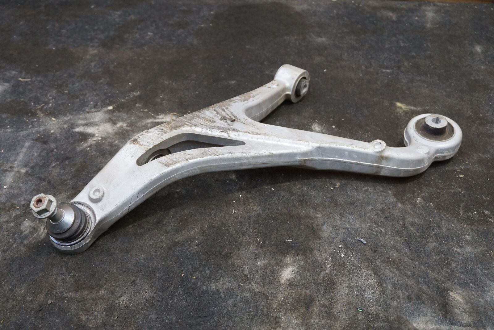 Front Left Lower Suspension Control Arm OEM Rivian R1T 2022 *Note | eBay