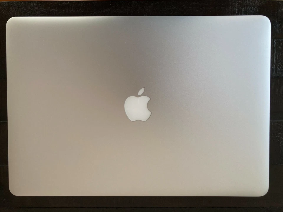 Apple MacBook Pro 15" Retina mid 2012 250 GB 2.3 Ghz Intel Core i7 OS Catalina - Image 2 of 4