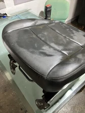 11-18 DODGE RAM 1500 DRIVER SEAT BOTTOM CUSHION & FRAME BLACK LEATHER & TRACK