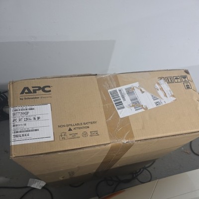 APC SRT72RMBP Smart UPS Rackmount Battery Back Pack