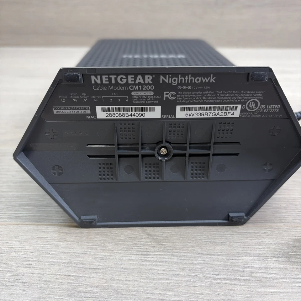 Módem de cable multi-gig NETGEAR CM1200-100NAR Nighthawk DOCSIS 3.1 Foto 4 de 4