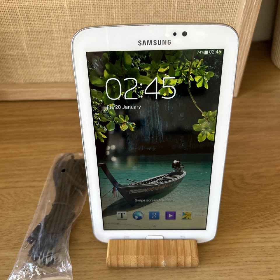 Samsung Galaxy Tab 3 7.0 · 8GB · Wi-Fi, photo 3 of 5