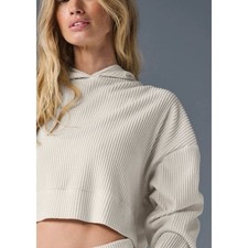 Alo Yoga Muse Cropped Ribbed Hoodie Oatmeal Pullover Womens M/L Neutral EUC