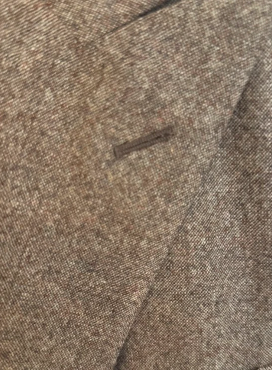 Belvest Heathered Beige Wool & Cashmere Double-Breasted Blazer Size 50IT - Image 4 of 4