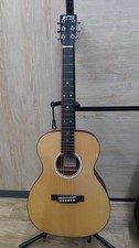MARTIN Acoustic Guitar 000 JR-10