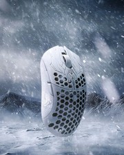 Finalmouse ULX Frostlord - Size: Medium  BRAND NEW SEALED IN HAND