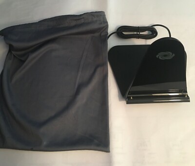 Crestron 4517187 Wireless Touch Screen Table Top Docking Station, No Power Adapt