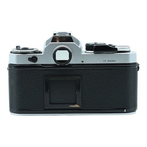 Nikon FE Body Gehäuse SLR analoge Spiegelreflexkamera Kamera NOT WORKING - Bild 5 von 5