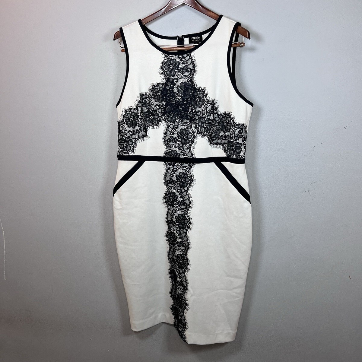 nicole miller black and white dress Nicole Miller