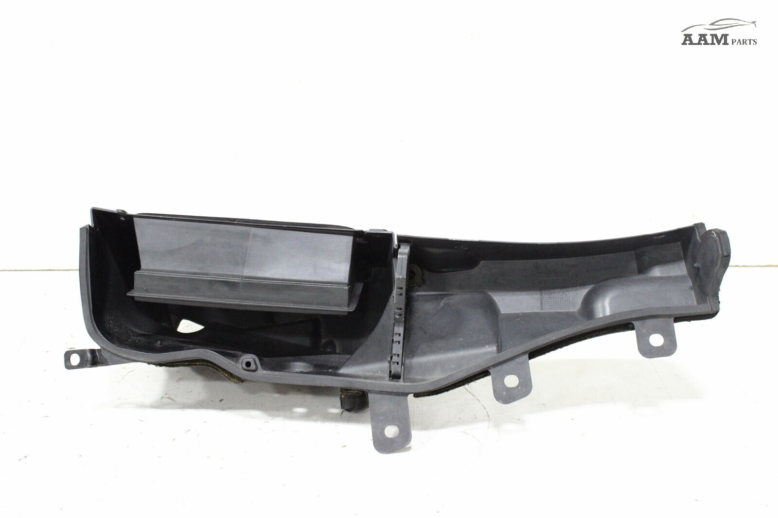 2014-2019 MASERATI GHIBLI RIGHT UNDER COWL PANEL STEP AIR FILTER HOUSING OEM