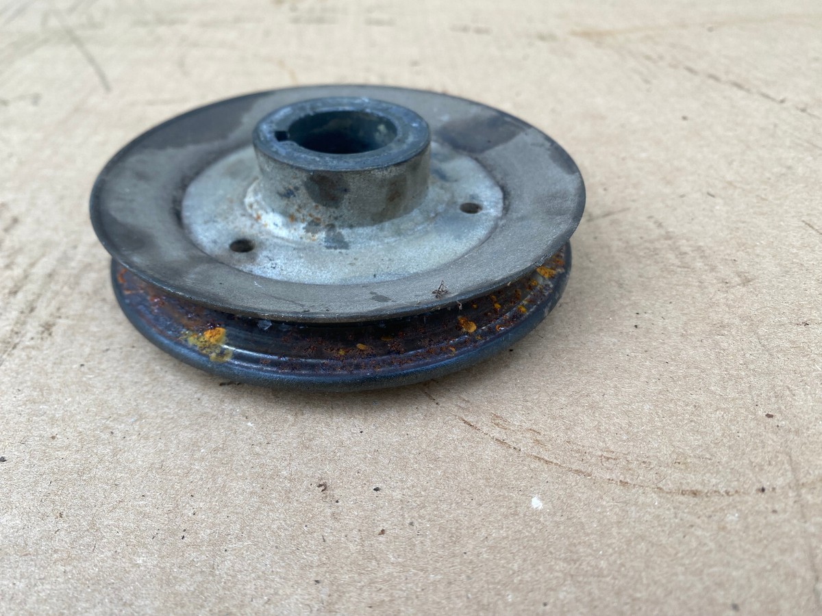 OEM Simplicity Lawn Tractor Engine Drive Pulley 1713187SM Landlord  