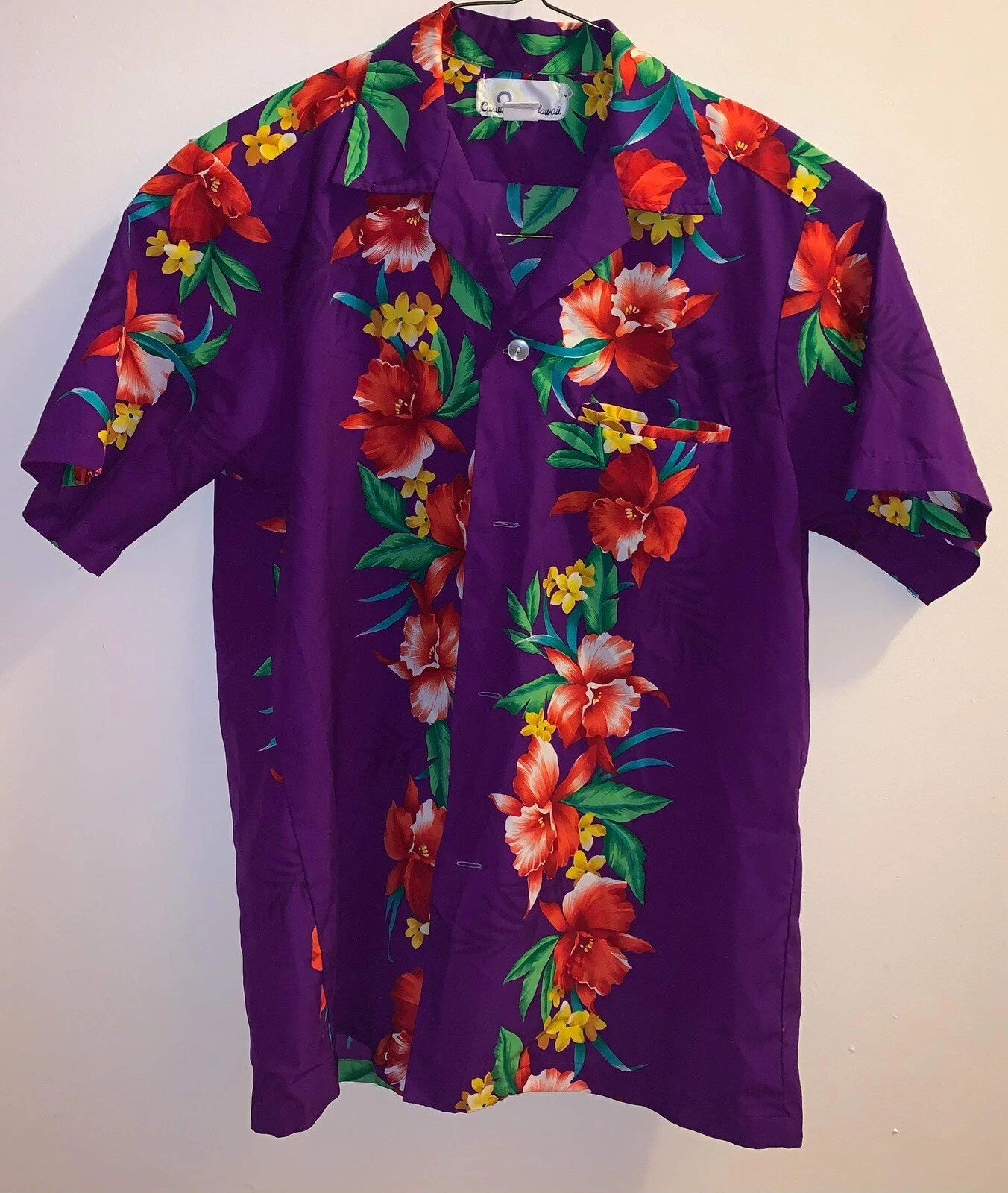 Casual Wear Hawaii Hawaiian Floral BUTTON UP CAMP SHIRT M Purple Flowers SUMMER!
