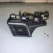 Audi Q5 80A S Line Interior Front Dashboard Air Vent Nozzle Grill Unit 80C820902