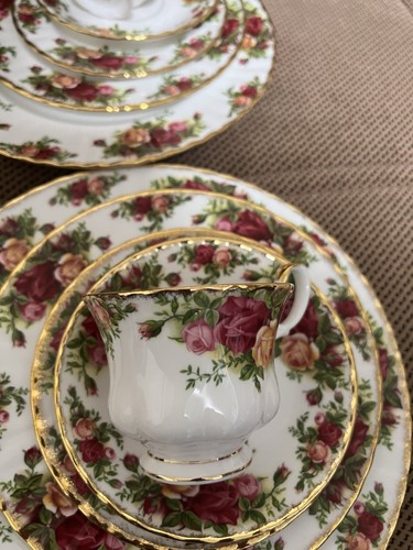 Royal Albert Old Country Roses 5 Piece Setting Set Of 4 - Picture 4 of 14