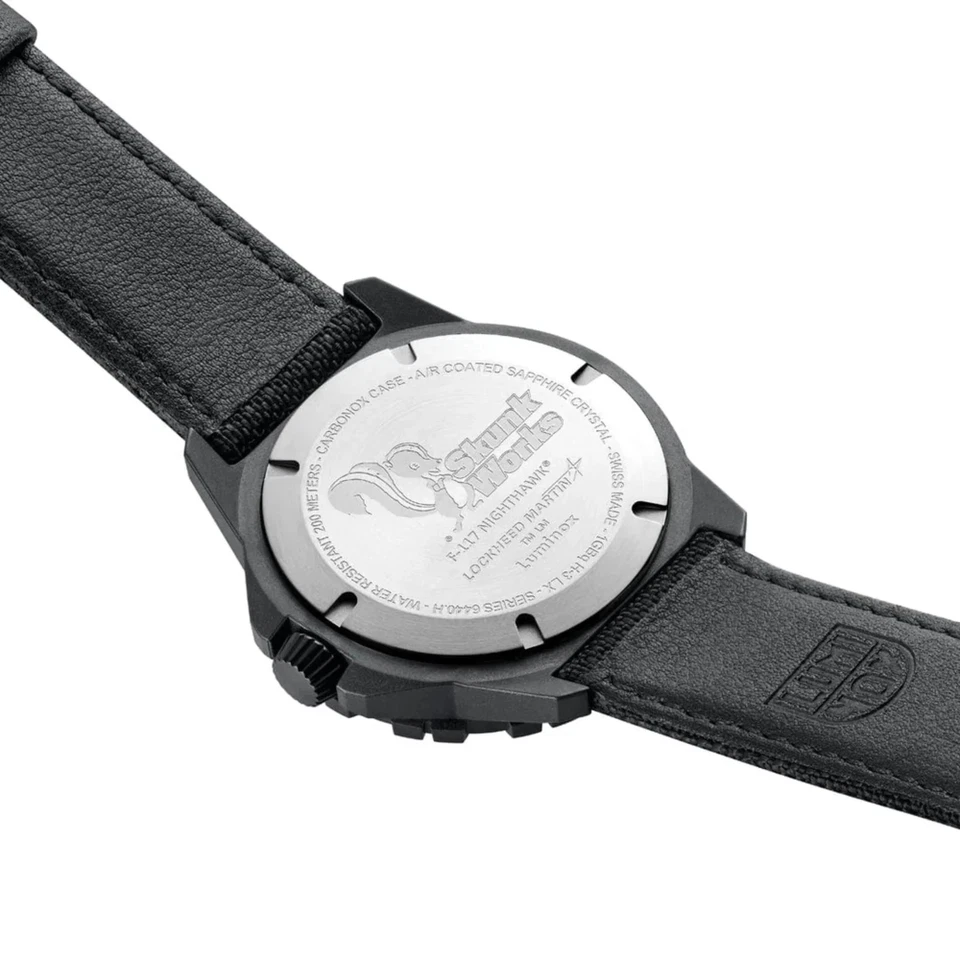 Часы мужские Luminox F-117 NIGHTHAWK® 6440 Heritage 44 мм XA.6442.H черный циферблат - Изображение 3 из 4