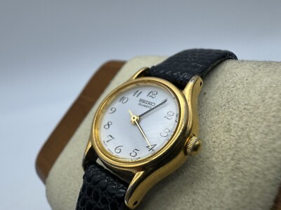 SEIKO QUARTZ WATCH GOLD FACE LIZARD BAND Seiko Gold Colored Square Face Ladies Watch Lizard Leather  main image 3