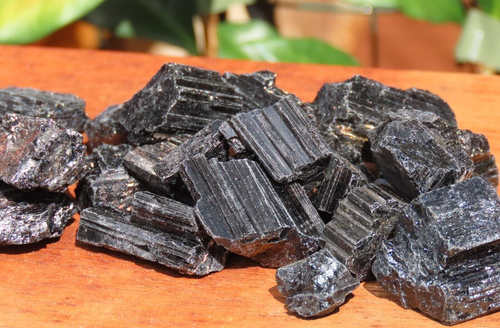 200grams Rough & Raw Natural Black Tourmaline Crystal Pieces - Picture 5 of 6