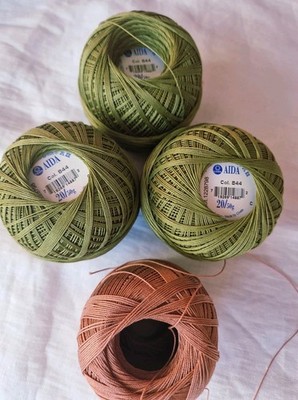 COATS - AIDA BAUMWOLL HÄKELGARN 20 - 3x50g - MOOSGRÜN Col. 844 + BONUSKNÄUEL -