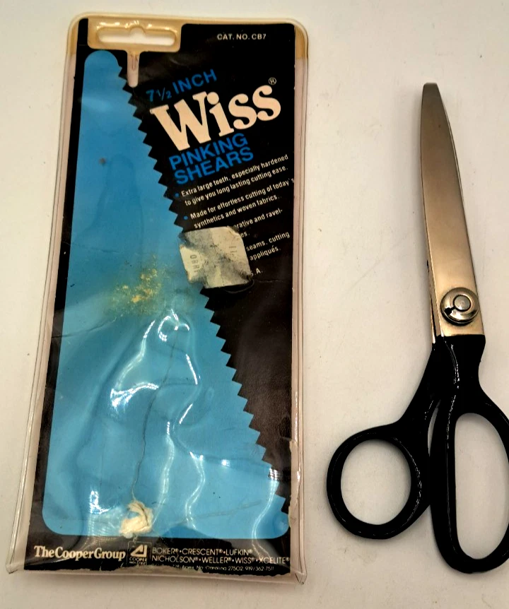 Wiss S-1540 Pinking Shears 7.5" Chrome Finish w/ Black Handles VTG Open Package - Image 2 of 4