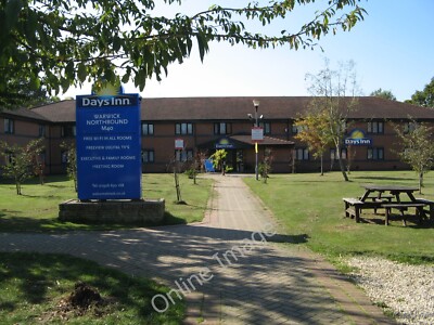 Photo 12x8 Days Inn at M40 Northbound Warwick Services Chesterton Green  c2011