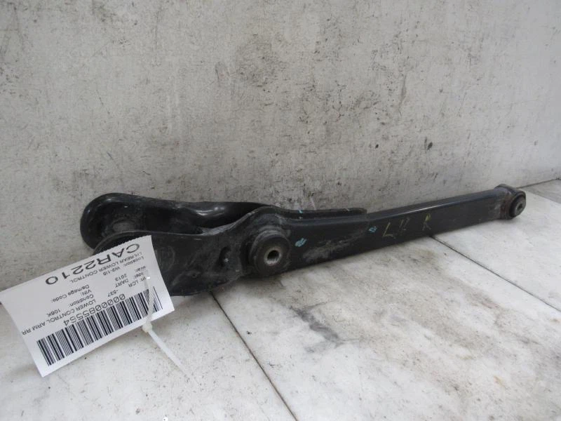 Brazo de control inferior izquierdo Dodge Dart 13 14 15 16 Rr Foto 2 de 4
