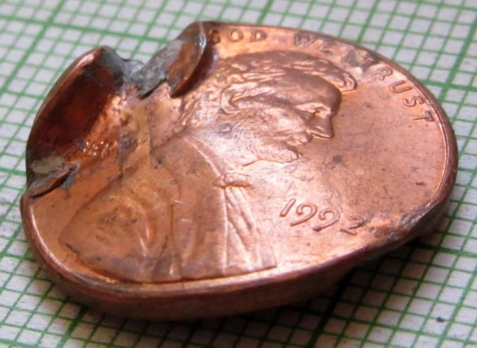 MINT ERROR - BONDED COIN - US 1992 LINCOLN MEMORIAL CENT - Image 3 of 4