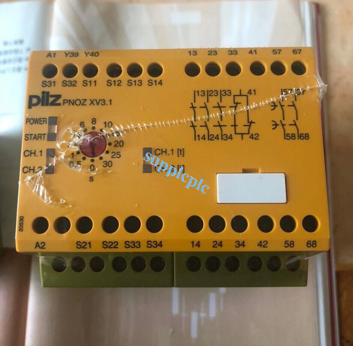 1PC   PNOZ XV3.1 30/24VDC 3n/o 1n/c 2n/o safety relay 774530 #A6-37