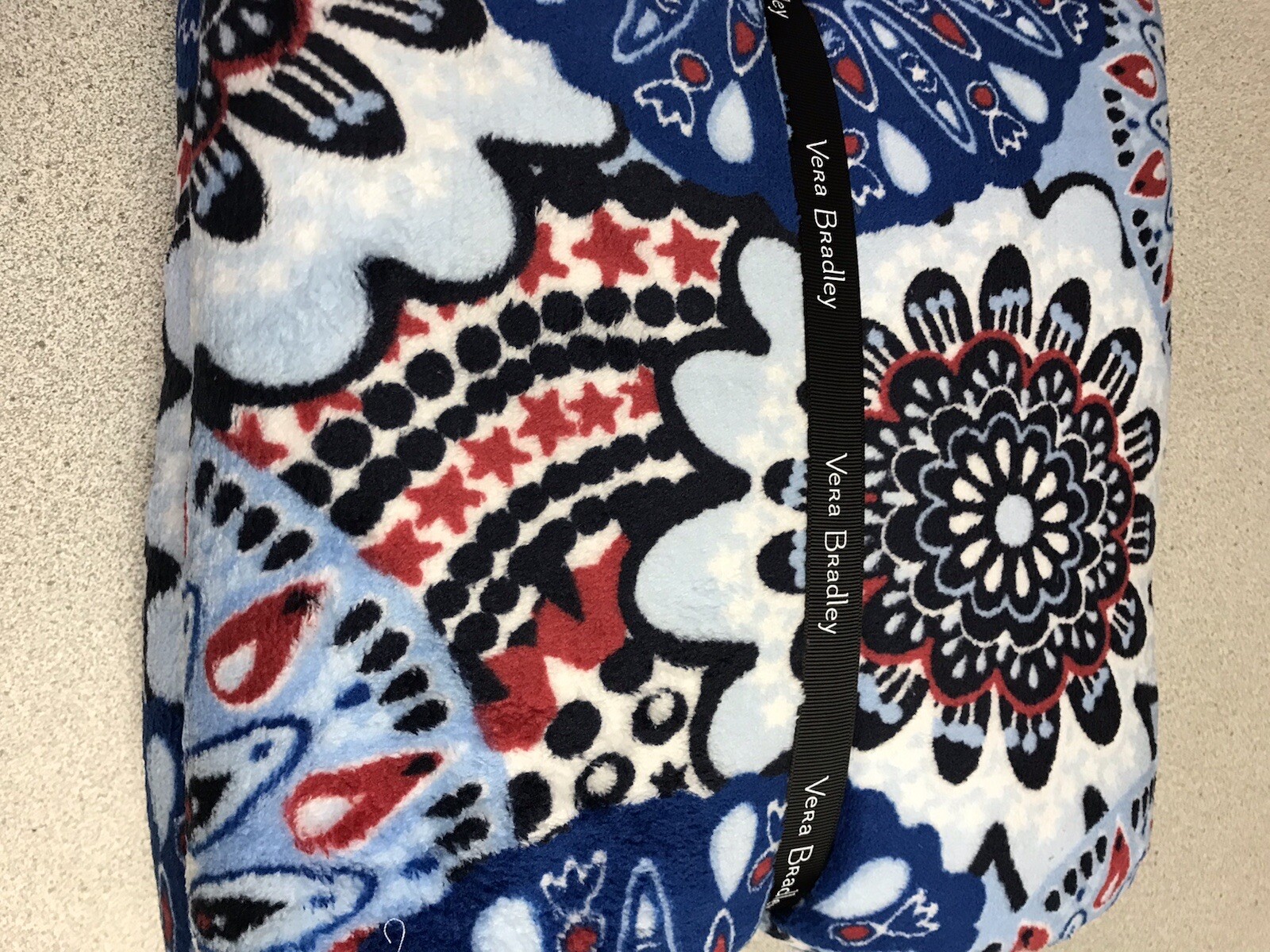 VERA BRADLEY Plush Throw Blanket Fireworks Medallion 80"X50" Super Soft
