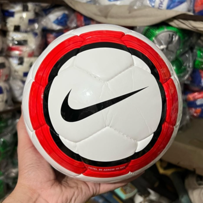 Rare Nike TOTAL 90 AEROW SOCCER BALL | PREMIER LEAGUE SWIFT 2005