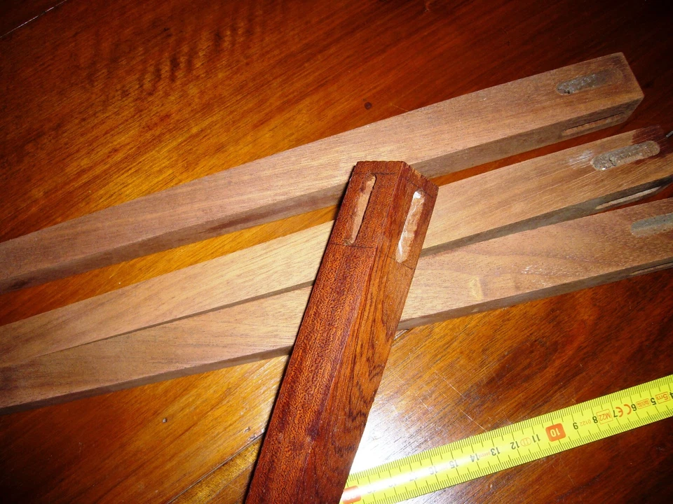 4 Pieds pour Table Basse style Louis XVI - Photo 3/4