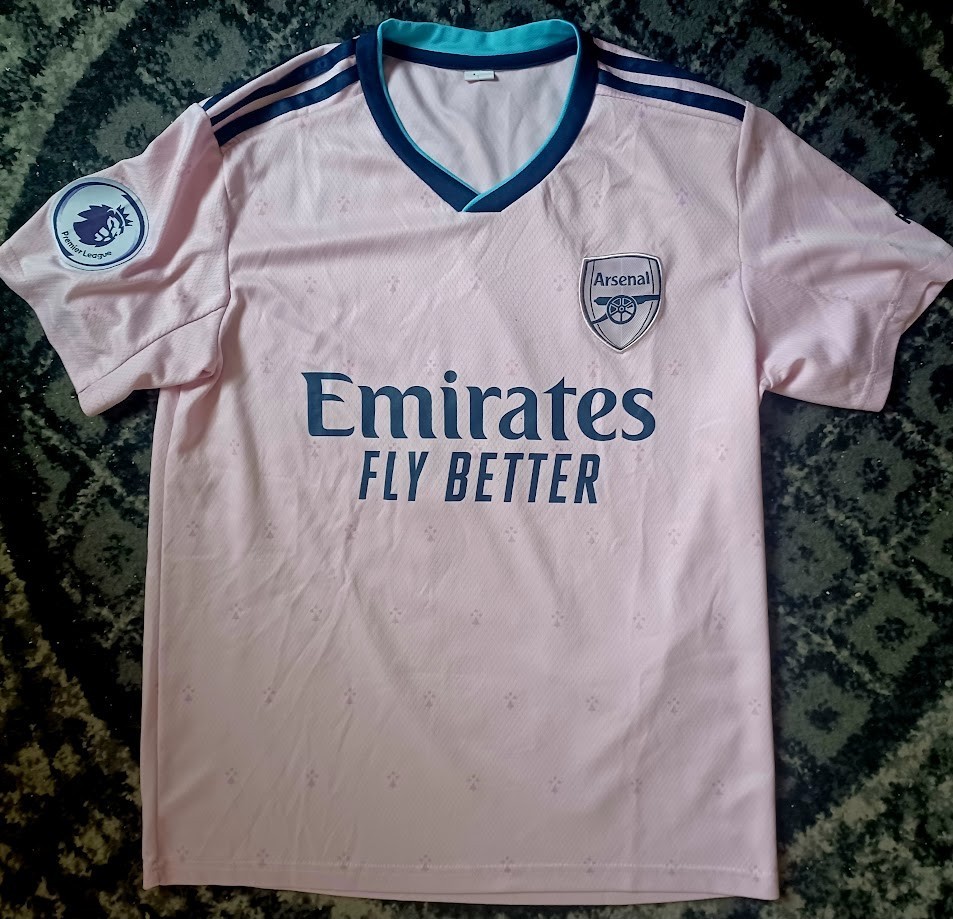 Arsenal FC Emirates Fly Better T Shirt Pink Size S EUC