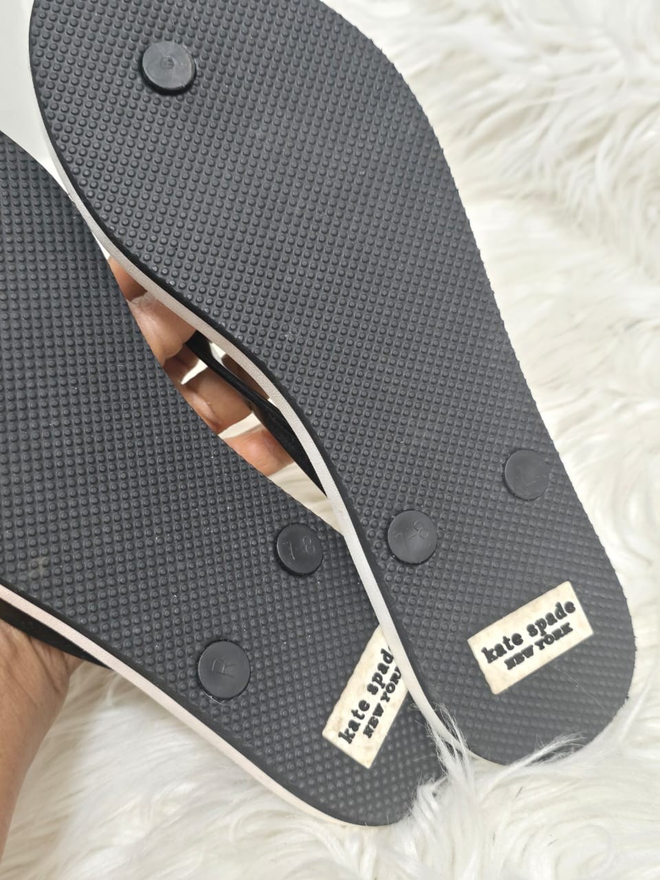 Kate Spade Paint Splatter Flip Flop Sandals Women’s Multi Color Size 8B.NWOT thumbnail 7