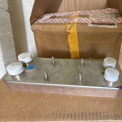 HTG Brazed Plate Heat Exchanger HTG028-14-3.0 Steel Silver R22 R134A R404A - Picture 1 of 4